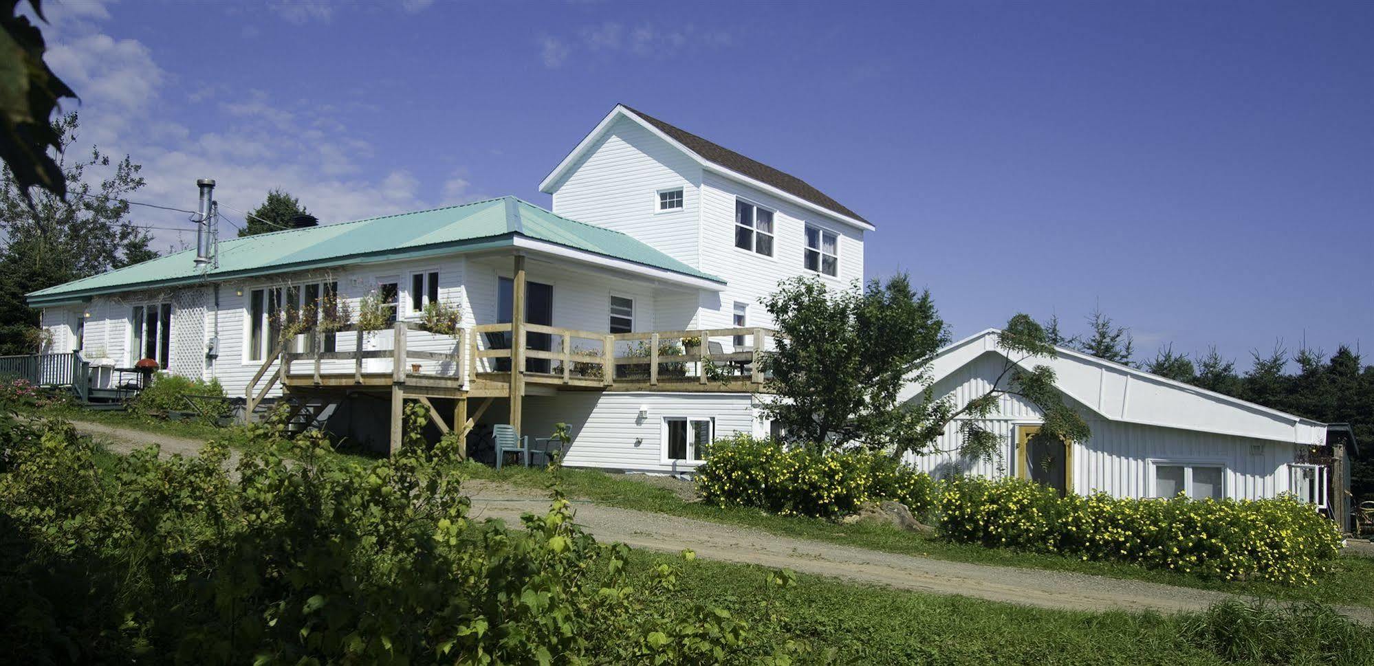 Gite Aux Jardins De L'Anse Bed and Breakfast Percé Exterior foto